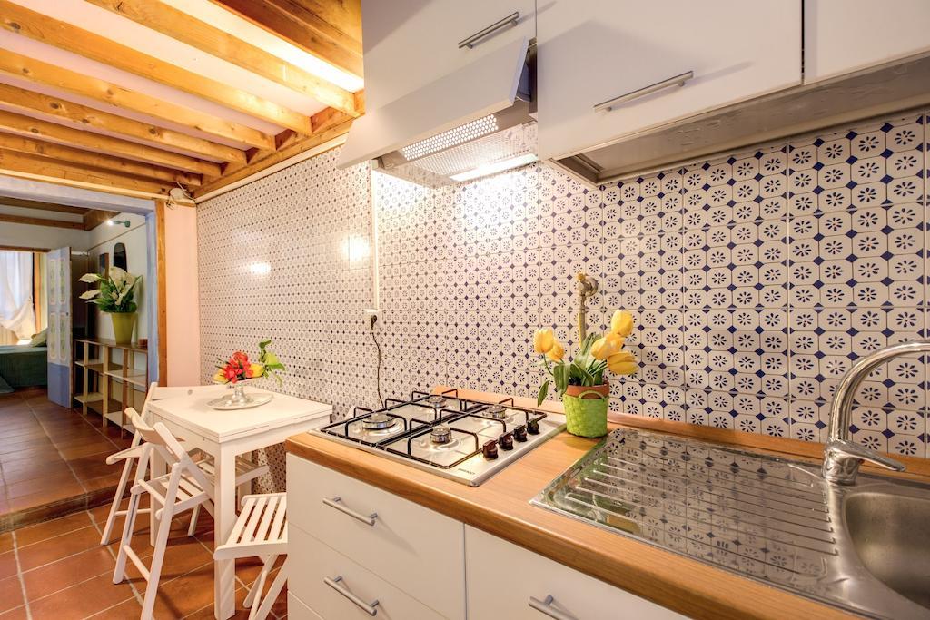 דירות רומא Casa Savelli חדר תמונה